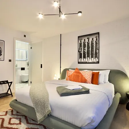 Newly Refurbished W/ River Views London Exterior photo